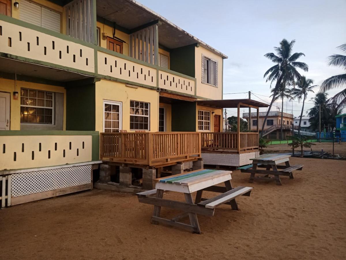 Pal'S On The Beach - Dangriga, Belize المظهر الخارجي الصورة